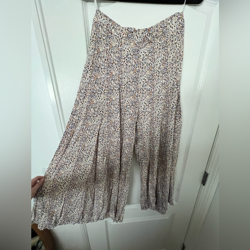 Petal & Pup Leopard Flowy Wide Leg pant